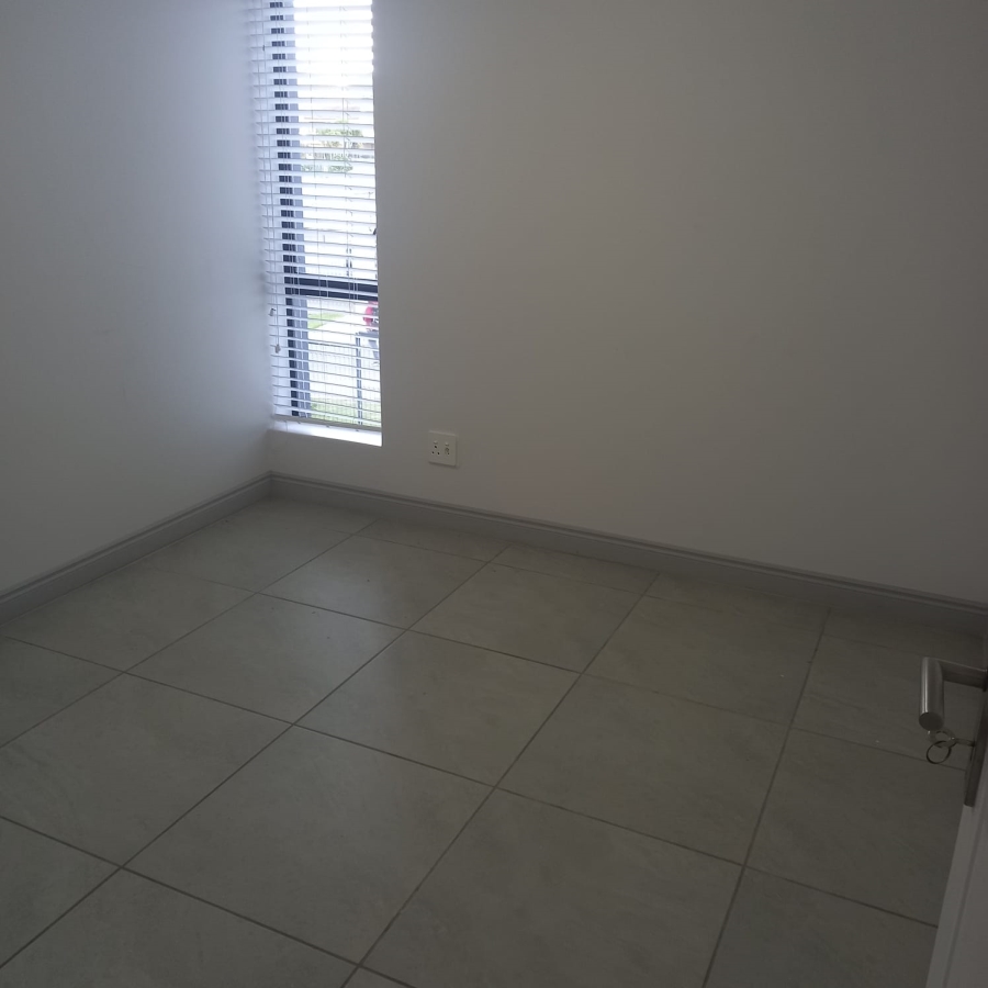 To Let 3 Bedroom Property for Rent in Island View Western Cape